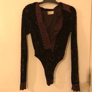 Bonnie Strauss Bodysuit Size S